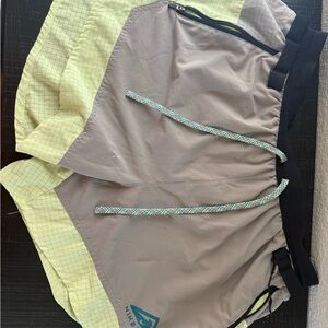 Nike Dri-FIT Trail Light Yellow Shorts